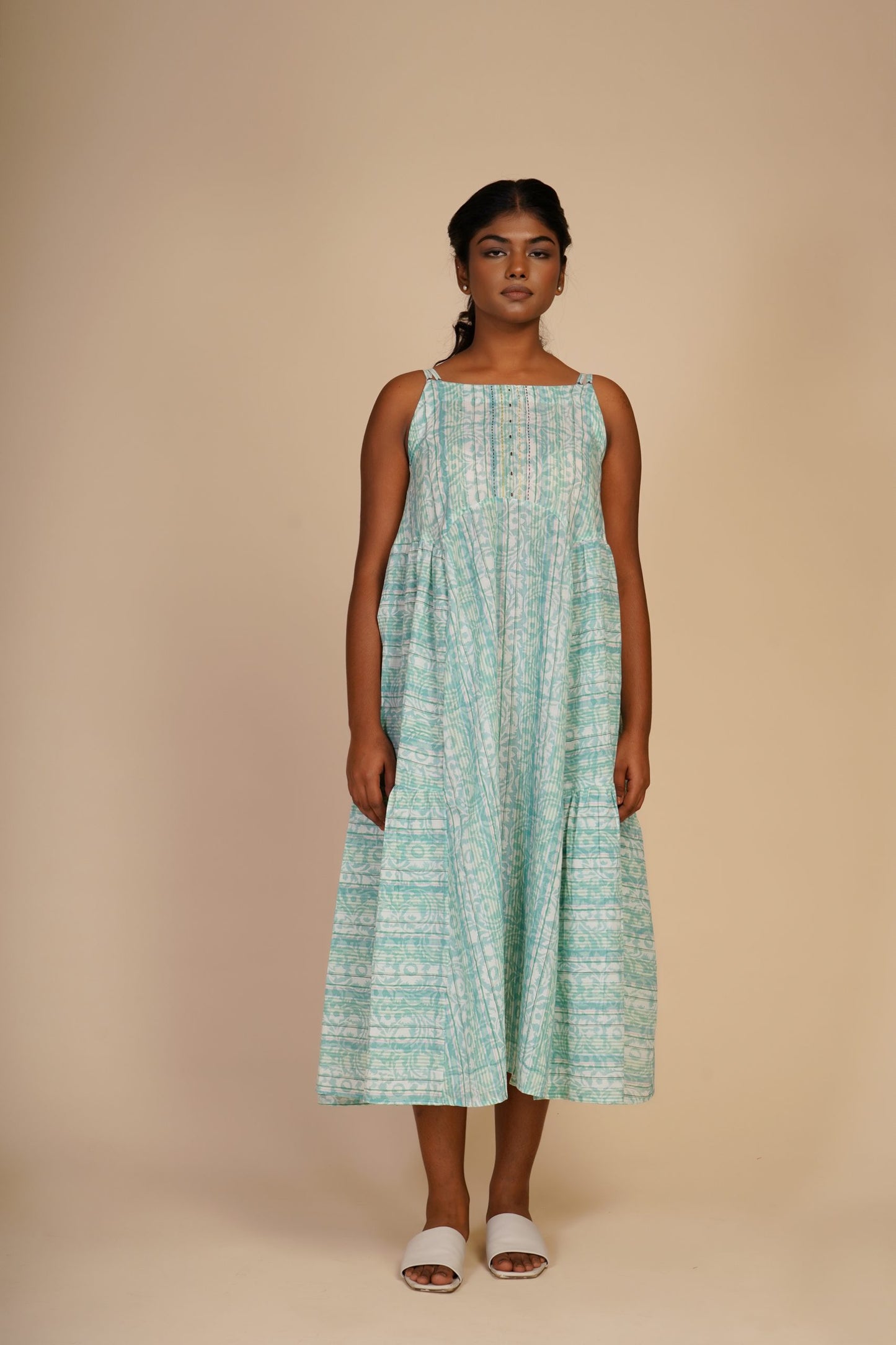 तारे | TAARE -FINE COTTON HANDLOOM DRESS W/HANDBLOCK PRINT